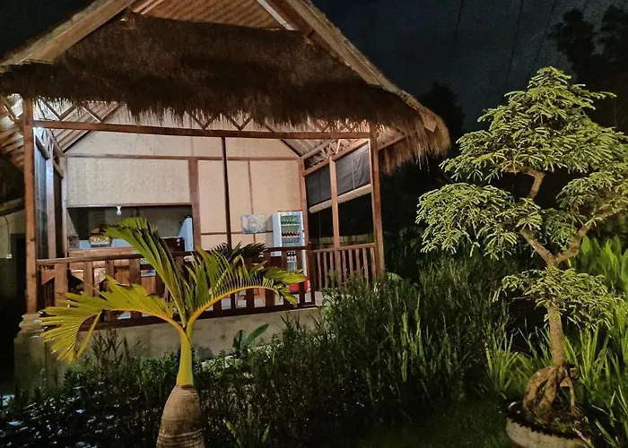 Gm Bungalow 2* Toyapakeh